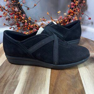 Women's Clarks Tamzen Step Slip-On Shoes Loafer Sz 7.5M in Black Nubuck